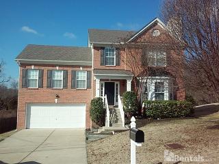 2004 Stanford Village Dr, Antioch TN  37013-4400 exterior