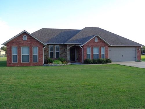 2008 Meadow Ln, Stigler, OK 74462-2708