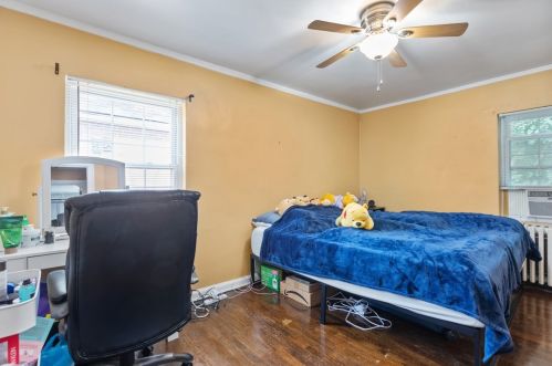 3829 Beechwood Blvd, Pittsburgh PA  15217-2613 exterior