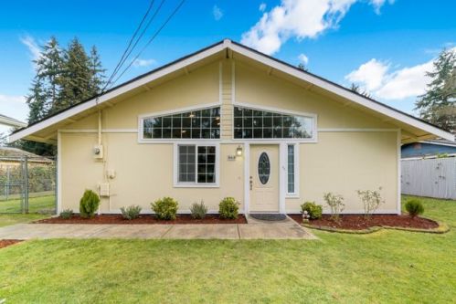 868 Spruce St, Olympia, WA 98513-2054