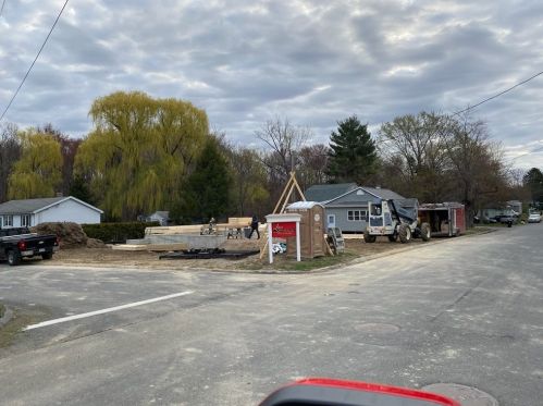 170 Rolf Ave, Chicopee, MA 01020-1604