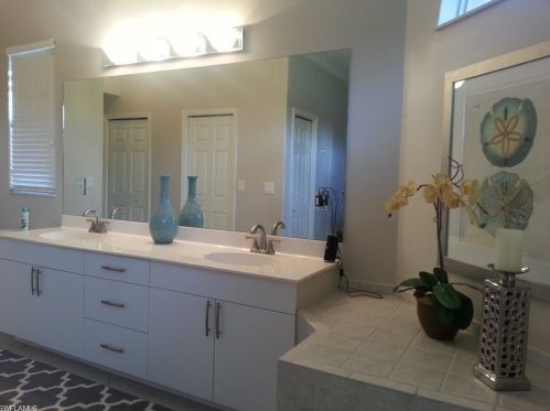 8845 Lely Island Cir, Naples FL  34113-2609 exterior