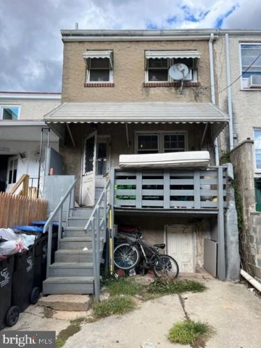 744 Main St, Norristown, PA 19401-4102