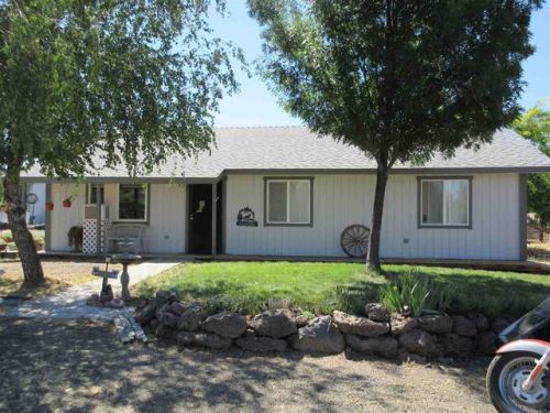 7000 Sterchi Ln, Montague, CA 96064-9725