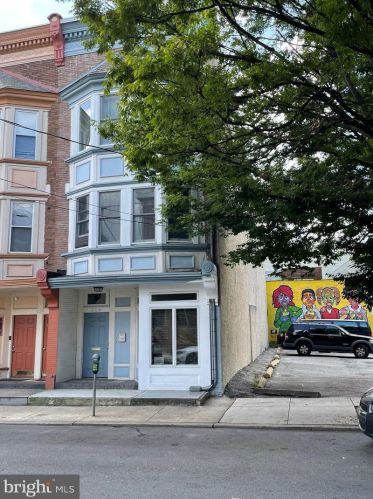 216 7th St, Wilmington, DE 19801-2264
