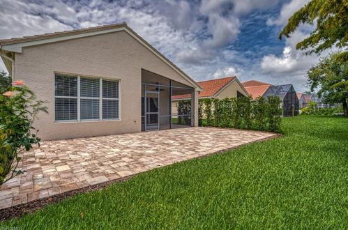 1767 Ribbon Fan Ln, Naples, FL 34119-3390