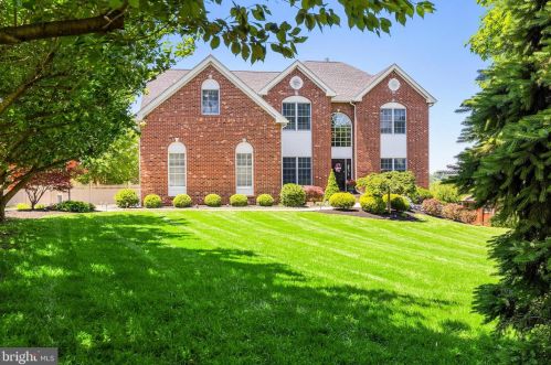 129 Moore Rd, Downingtown, PA 19335-4546