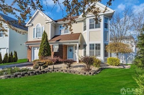 35 Carlisle Ct, Old Bridge NJ  08857-2777 exterior