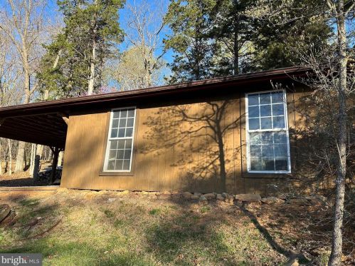 6319 Page Valley Rd, Richmond National Battlefiel VA  22835-7612 exterior