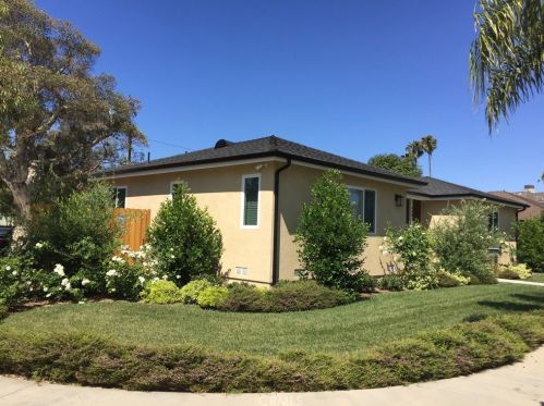 5284 Appian Way, Long Beach CA  90803-1913 exterior