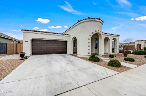 22609 Creosote Dr, Queen Creek, AZ 85142