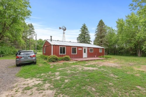13300 Goodview Ave, Saint Paul, MN 55110-6057