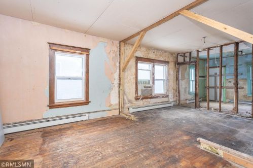 618 Pierce St, Minneapolis MN 55413-2528 exterior