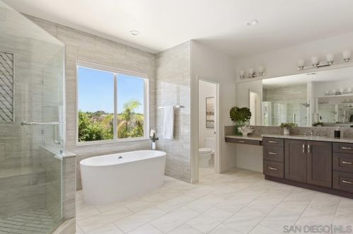 12774 Seabreeze Farms Dr, San Diego, CA 92130-3733