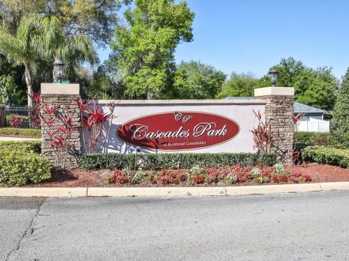 1366 Lazy River Ln, Deland, FL 32720-0819