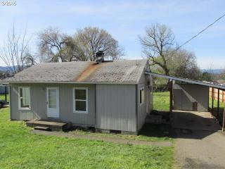 1634 Todd St, Roseburg, OR 97470-1536