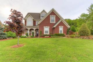 1213 Paxton Dr, Knoxville, TN 37918-8016