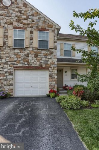 307 Buckley Dr, Harrisburg, PA 17112-2729
