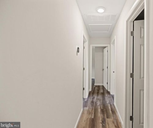 13125 Haddock Rd, Woodbridge VA  22193-5247 exterior