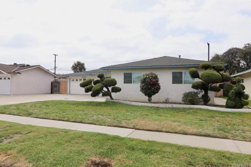 9122 Ingram Ave, Garden Grove, CA 92844-2710