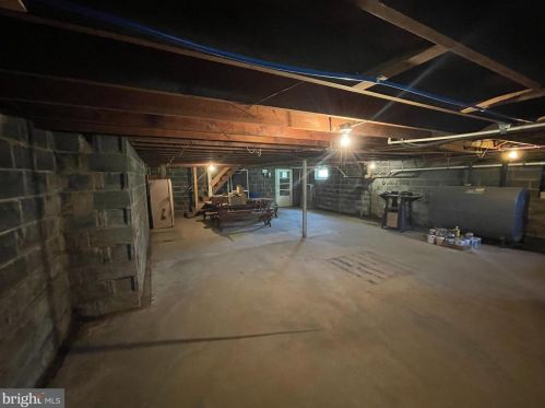 1412 Holland Rd, Southampton PA  18966-2707 exterior