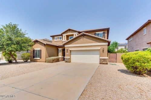 3037 Sunnyvale Ave, Gilbert AZ  85295-7659 exterior