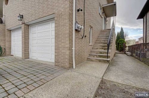 54 Brinkerhoff Ave, Palisades Park NJ  07650-1769 exterior