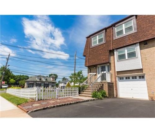 9 Nimitz Pl, Iselin NJ  08830-2329 exterior