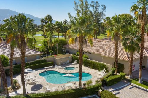 150 Kavenish Dr, Rancho Mirage CA  92270-3228 exterior