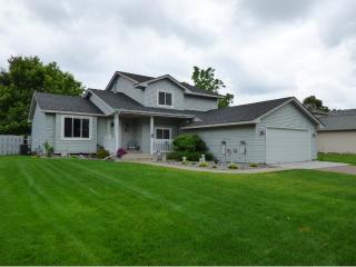 10939 Brittany Dr, Champlin, MN 55316-3838