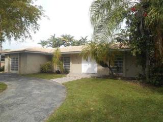 5231 37th St, Hollywood FL  33021-2246 exterior
