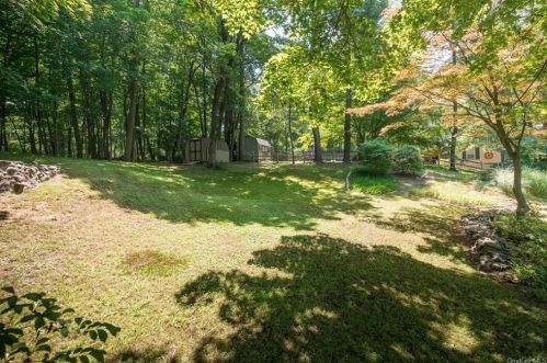 128 Underhill Rd, Crotonville NY  10562-4409 exterior