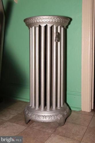 622 Lehman St, Lebanon PA  17046-3644 exterior