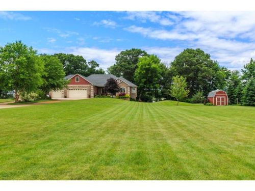 25204 Firefly Ave, Columbus, MN 55092