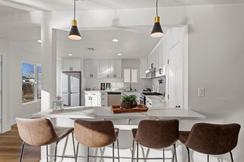 734 Massachusetts Ave, Beaumont CA  92223-2535 exterior