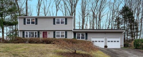 43 Walnut Ln, Northford CT  06472-1128 exterior