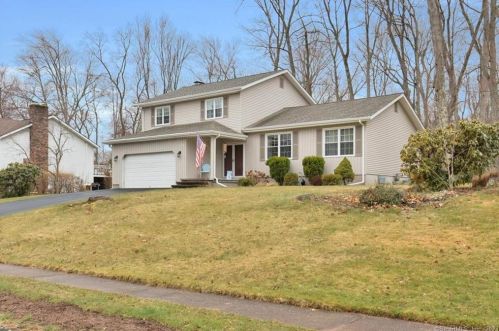 26 Ridge Rd, Southington, CT 06489-2437