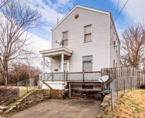 110 Galbraith Rd, Cincinnati, OH 45216-1304
