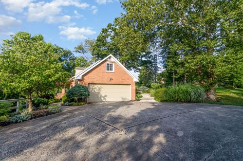 817 Rosewood Dr, Covington KY 41017-1385 exterior