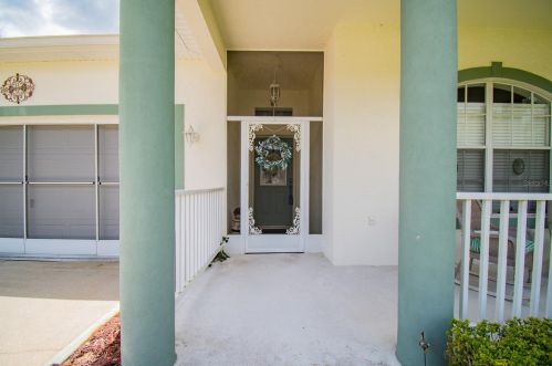 11145 Clear Oak Cir, New Port Richey, FL 34654-1640