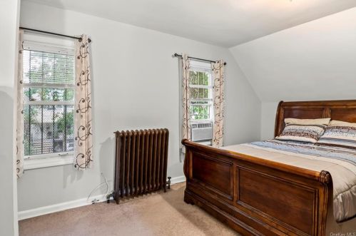 828 226th St, Bronx NY  10466-4419 exterior