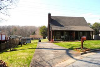 2013 Woodsong Ct, Winston Salem, NC 27106-2347