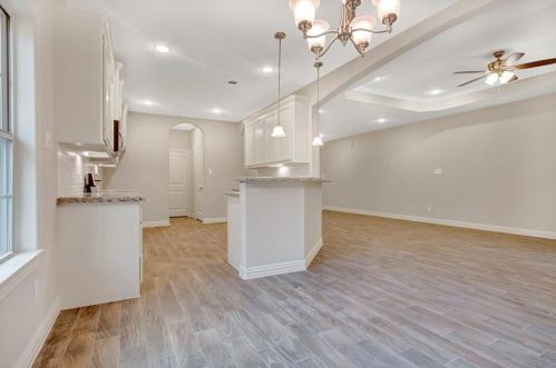 202 Pinnacle, Chita TX  75862-6944 exterior