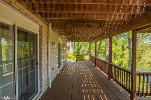 160 Manor Dr, Edinburg VA  22824-3579 exterior