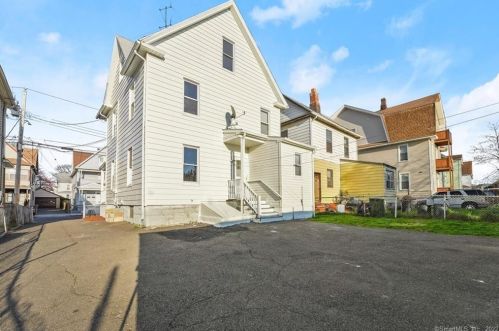 219 6th St, Bridgeport CT  06607-1046 exterior