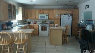 580 Palm Ave, Upland CA  91786-4615 exterior