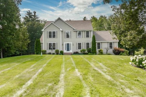 22 Ordway Ln, Kingston, NH 03848-3574
