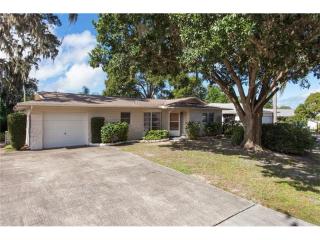 2344 Middlecoff Dr, Dunedin, FL 34698-2234