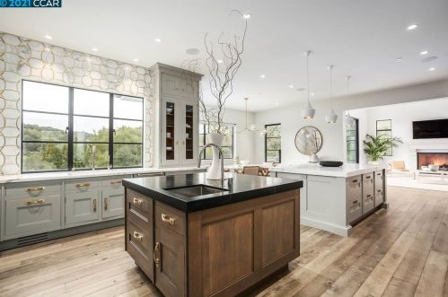519 Miner Rd, Orinda CA  94563-1426 exterior