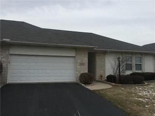 2552 Lake Vista Dr, Toledo, OH 43614-2680